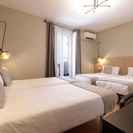 Suites You Gran Via Madrid Bagian luar foto