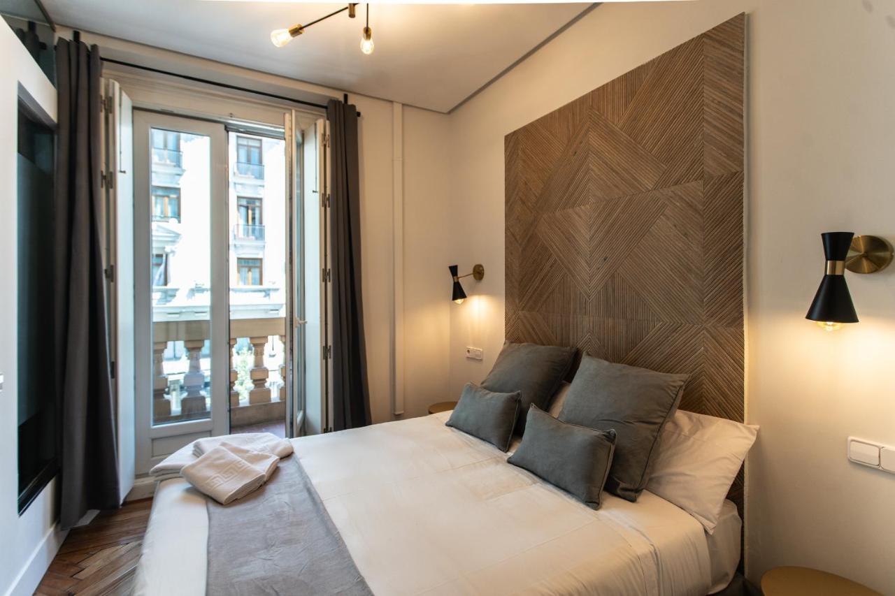 Suites You Gran Via Madrid Bagian luar foto