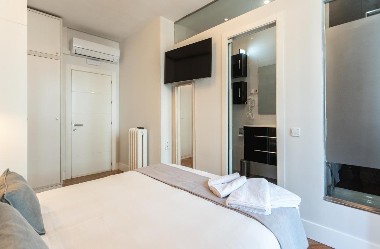 Suites You Gran Via Madrid Bagian luar foto