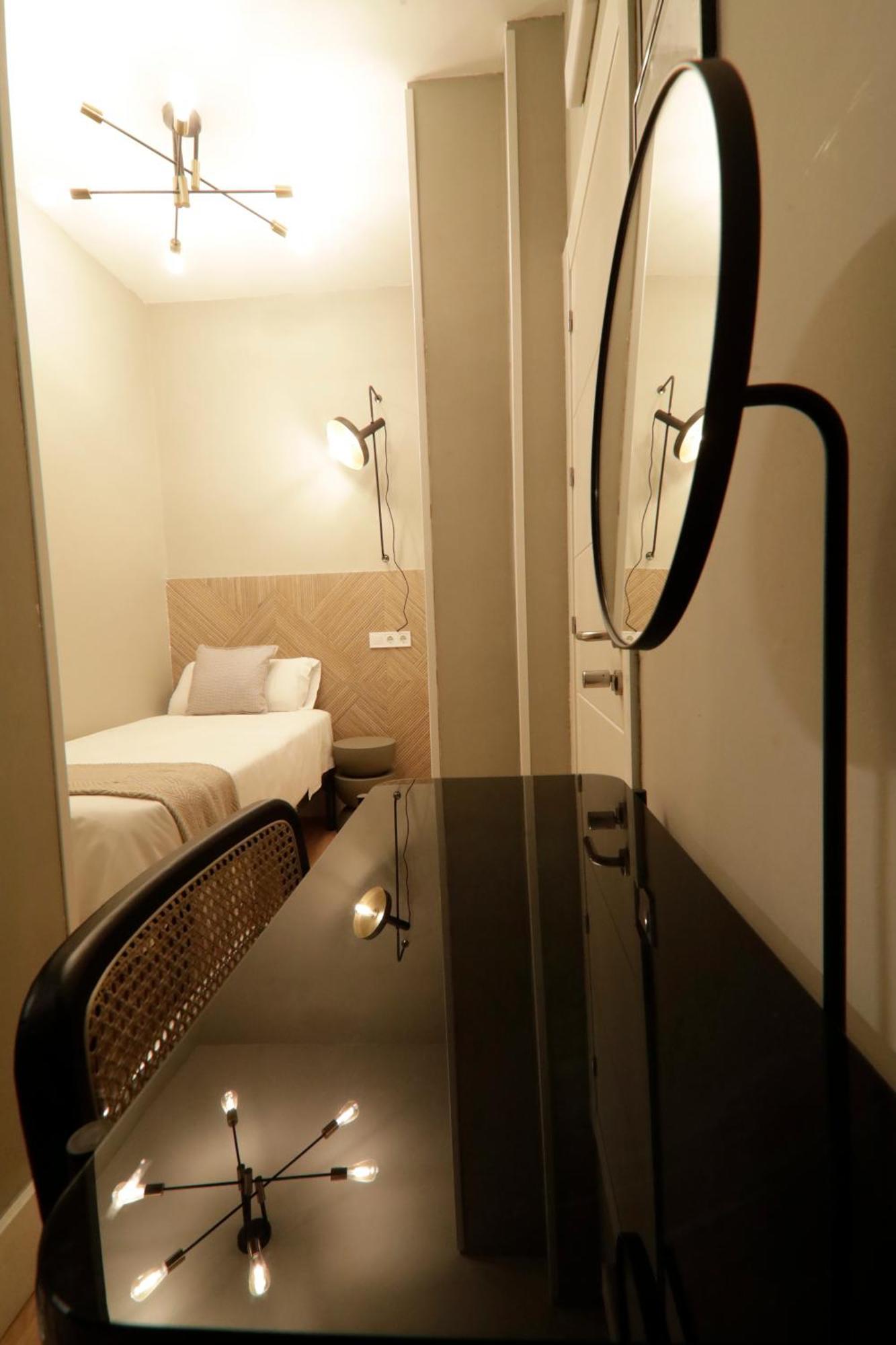 Suites You Gran Via Madrid Bagian luar foto