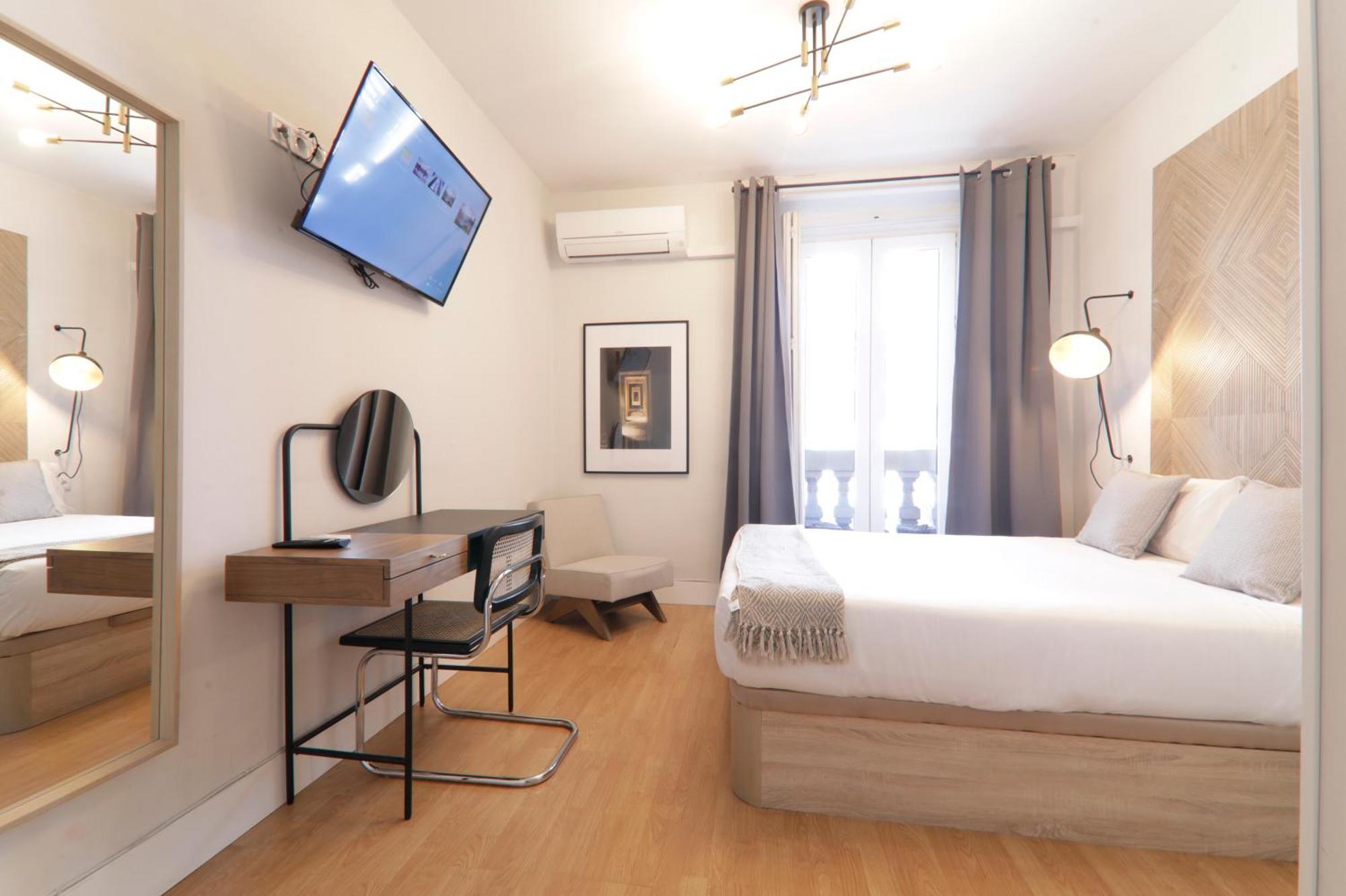 Suites You Gran Via Madrid Bagian luar foto