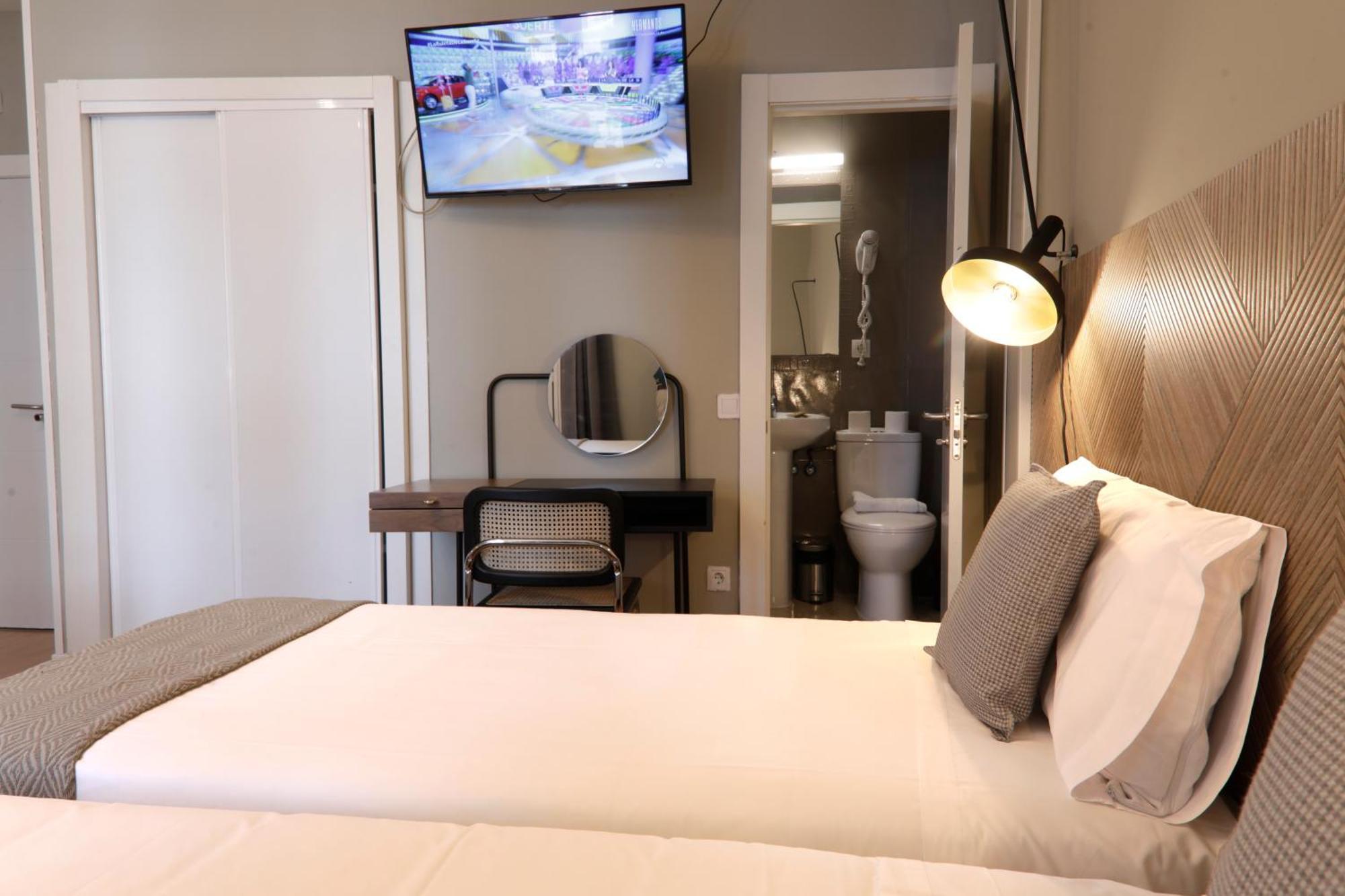 Suites You Gran Via Madrid Bagian luar foto