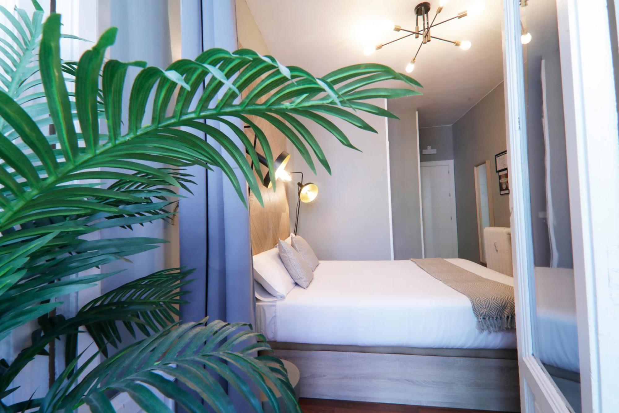Suites You Gran Via Madrid Bagian luar foto