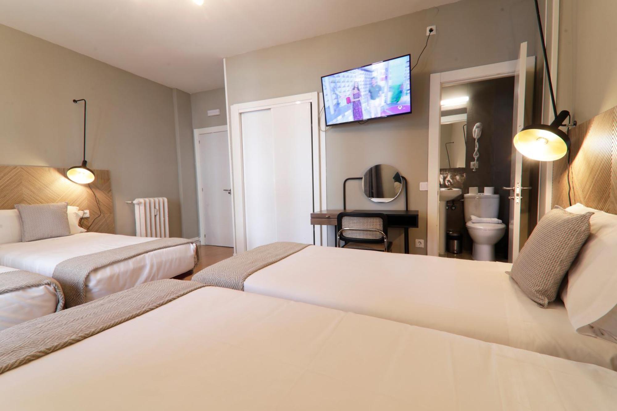 Suites You Gran Via Madrid Bagian luar foto